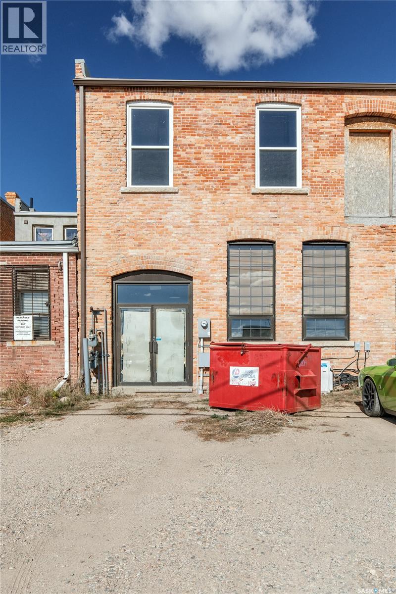 45 High Street W Property Photo 49