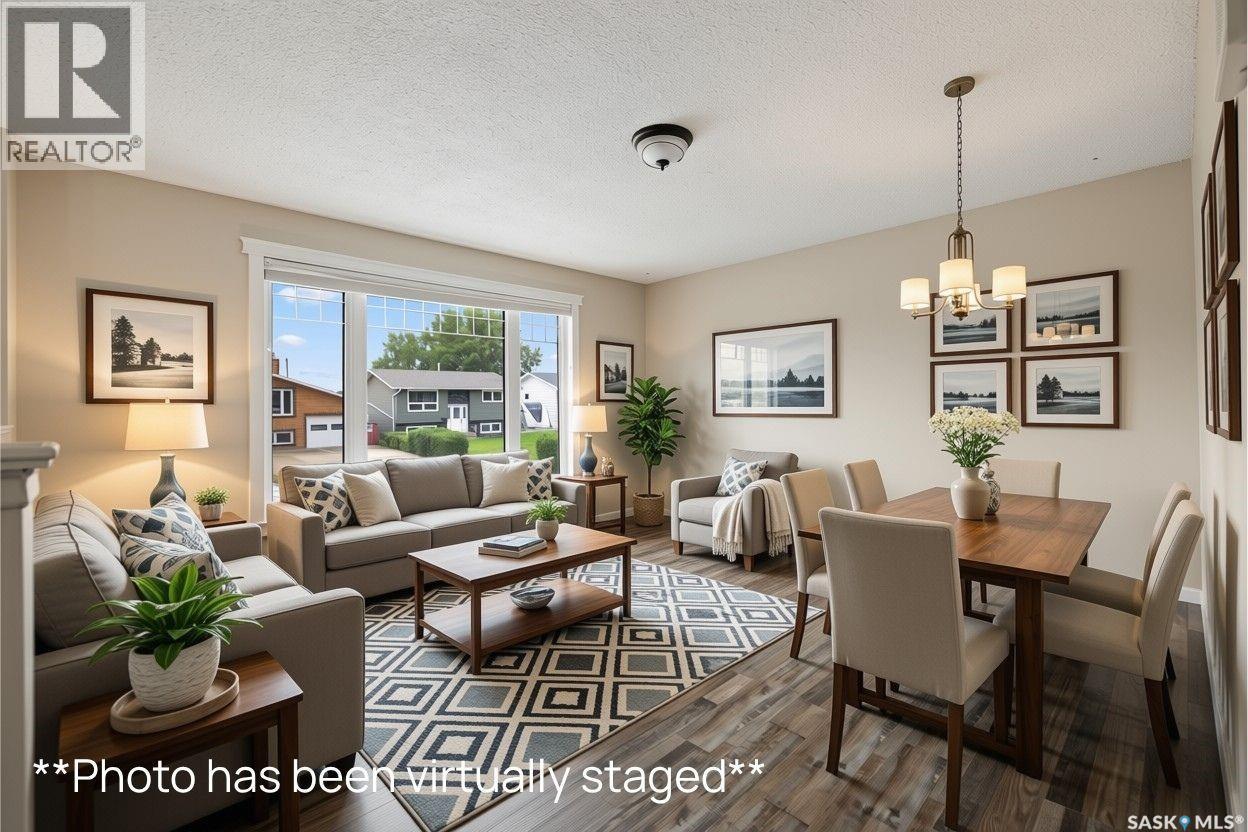 1538 Spadina Street W Property Photo 5