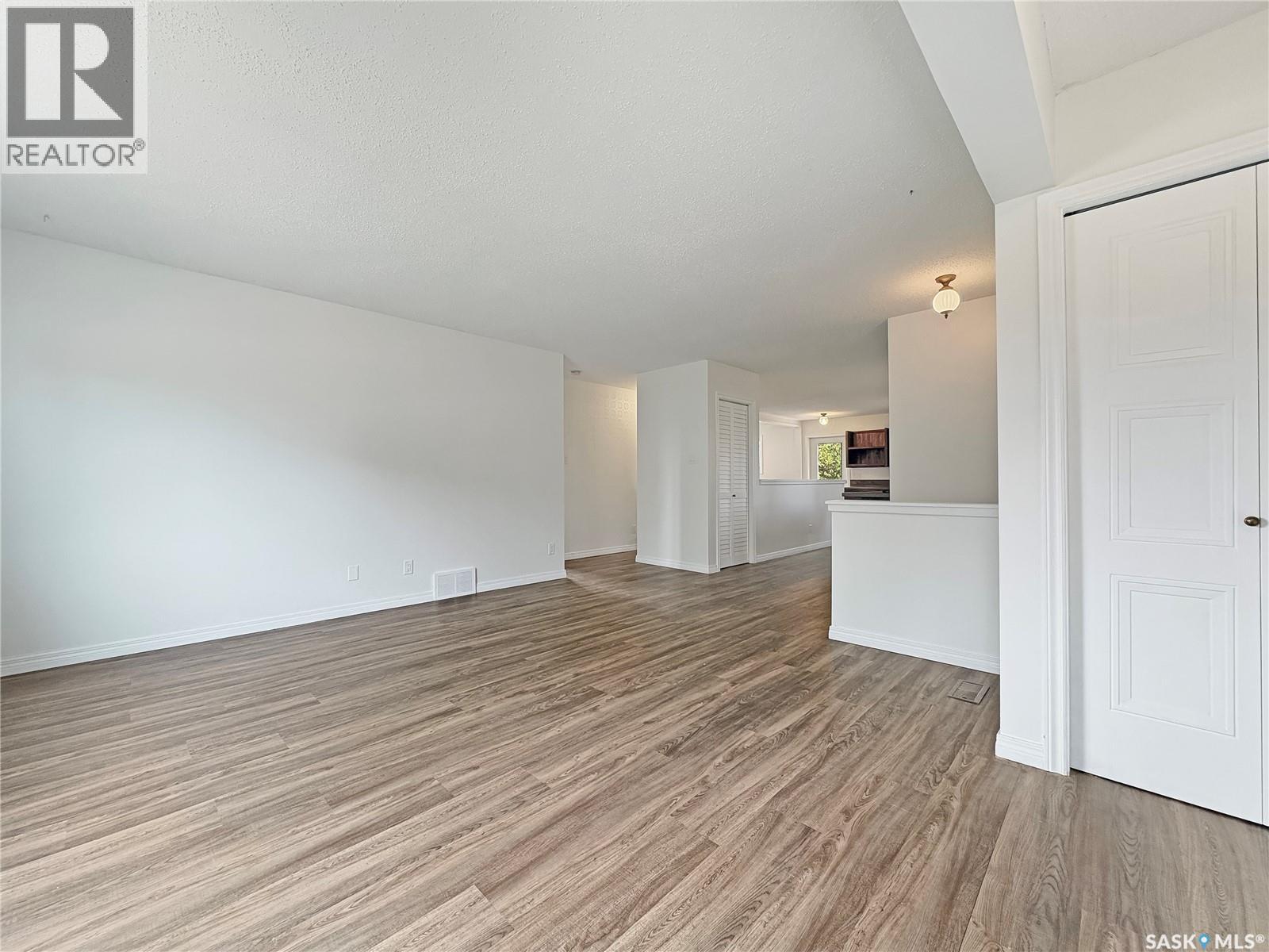 119 Prairie Street Property Photo 3