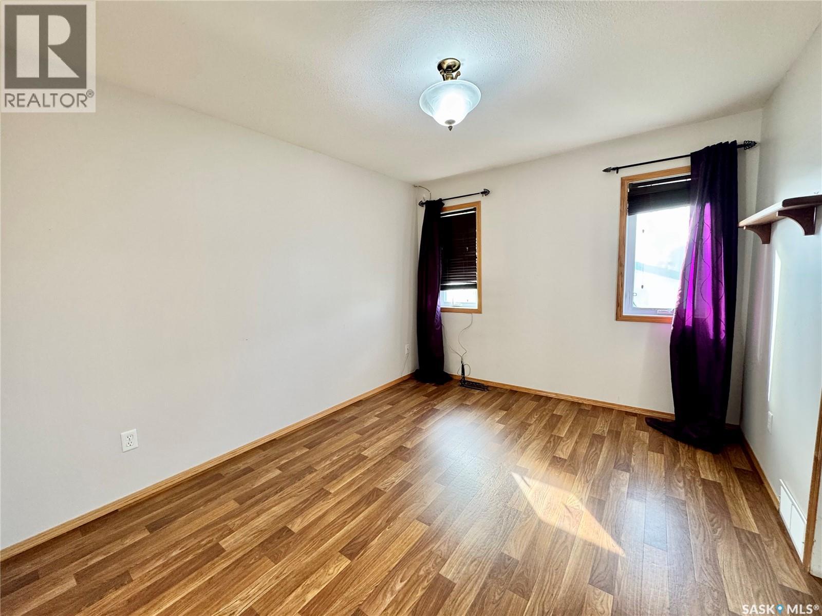 435 Southwood Drive Property Photo 8
