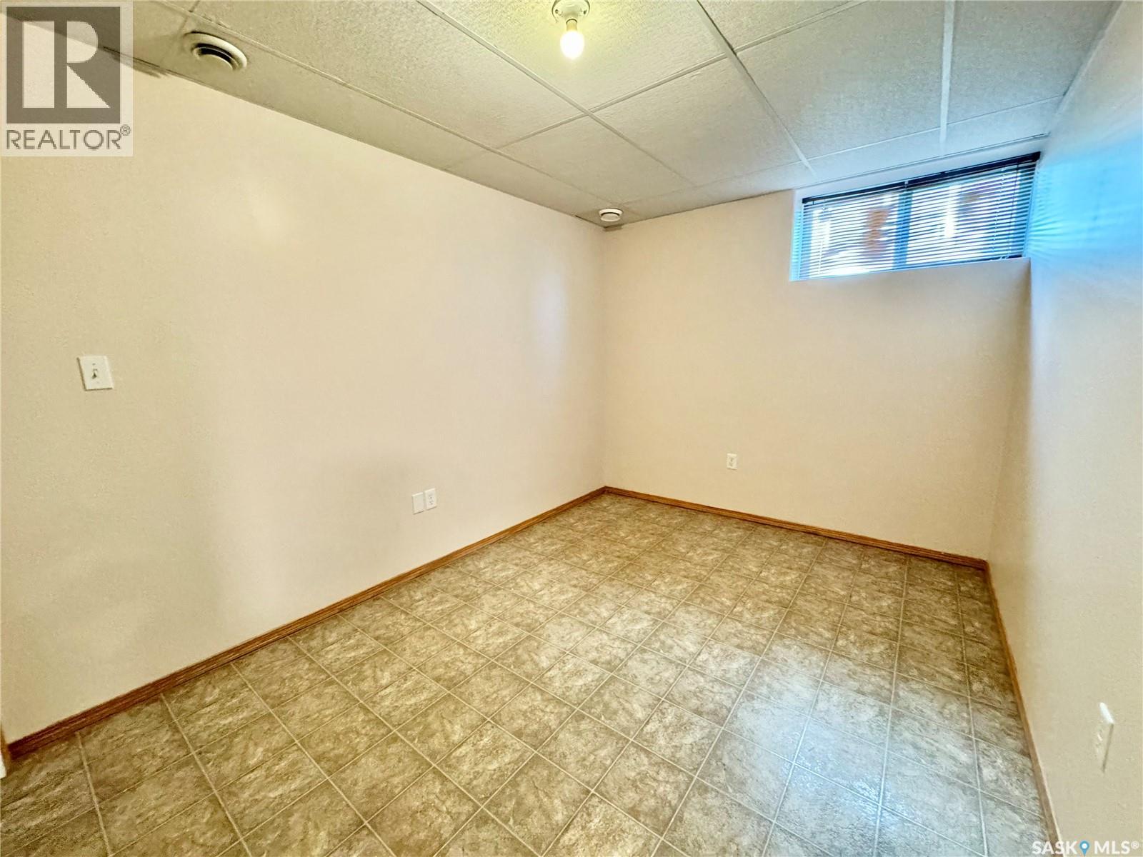 435 Southwood Drive Property Photo 14