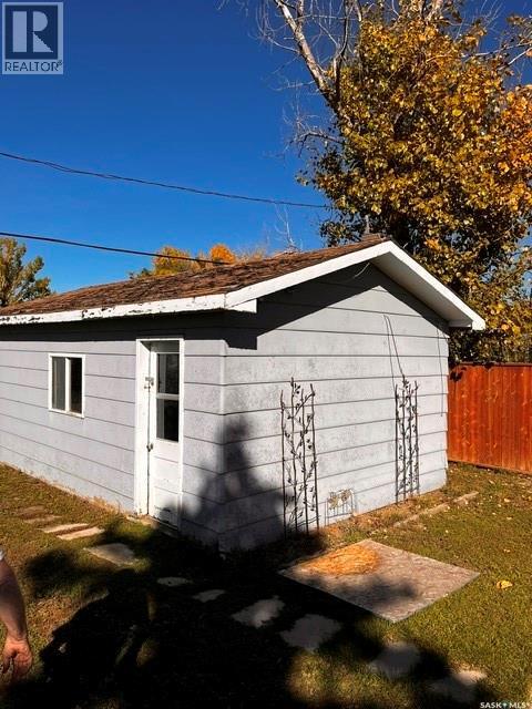 216 2nd Avenue Property Photo 21