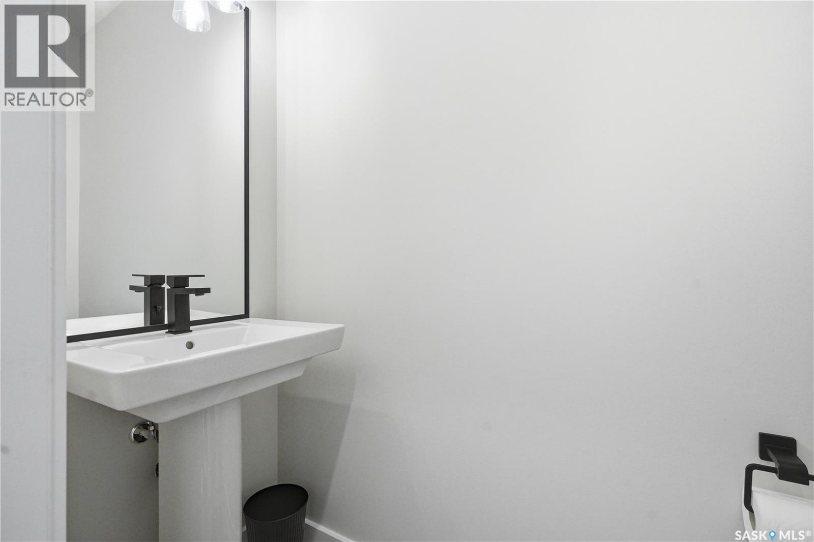 246 Prasad Manor Property Photo 18