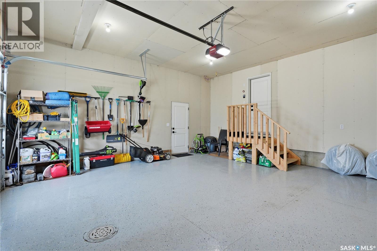 246 Prasad Manor Property Photo 37