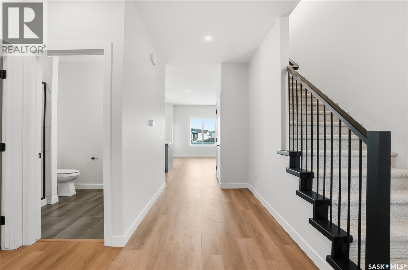 190 Doran Way Property Photo 4