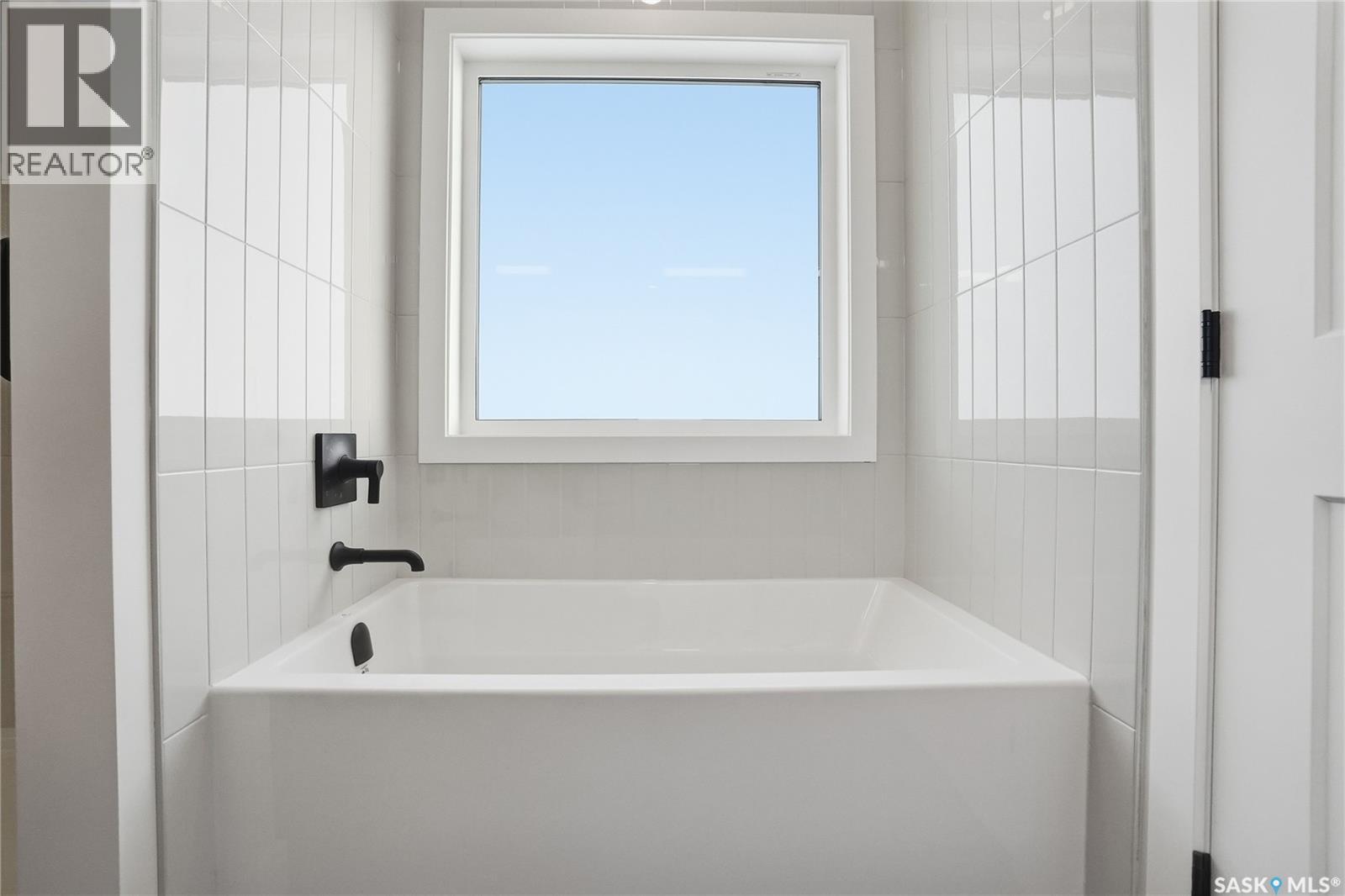 190 Doran Way Property Photo 32