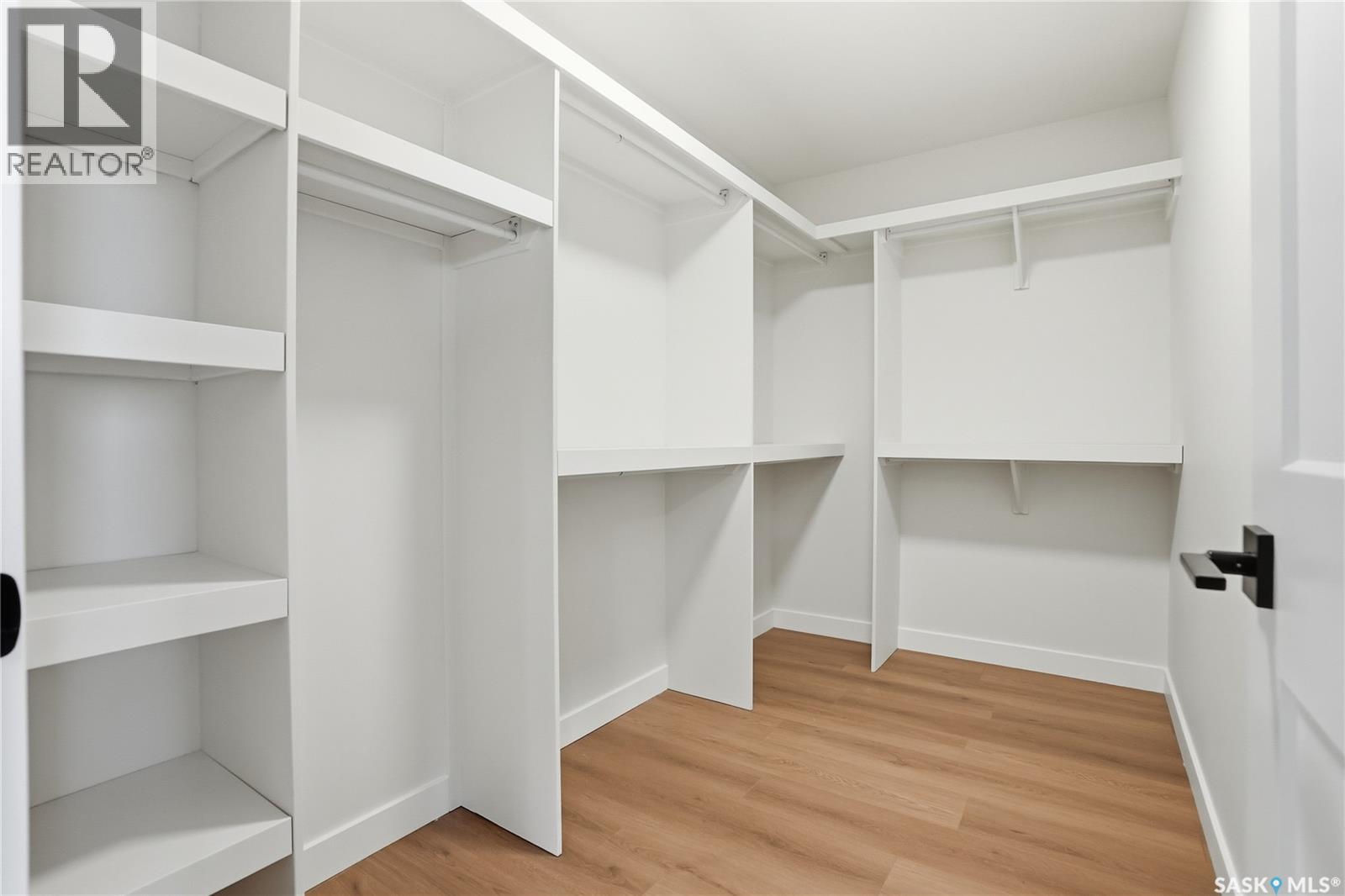 190 Doran Way Property Photo 34