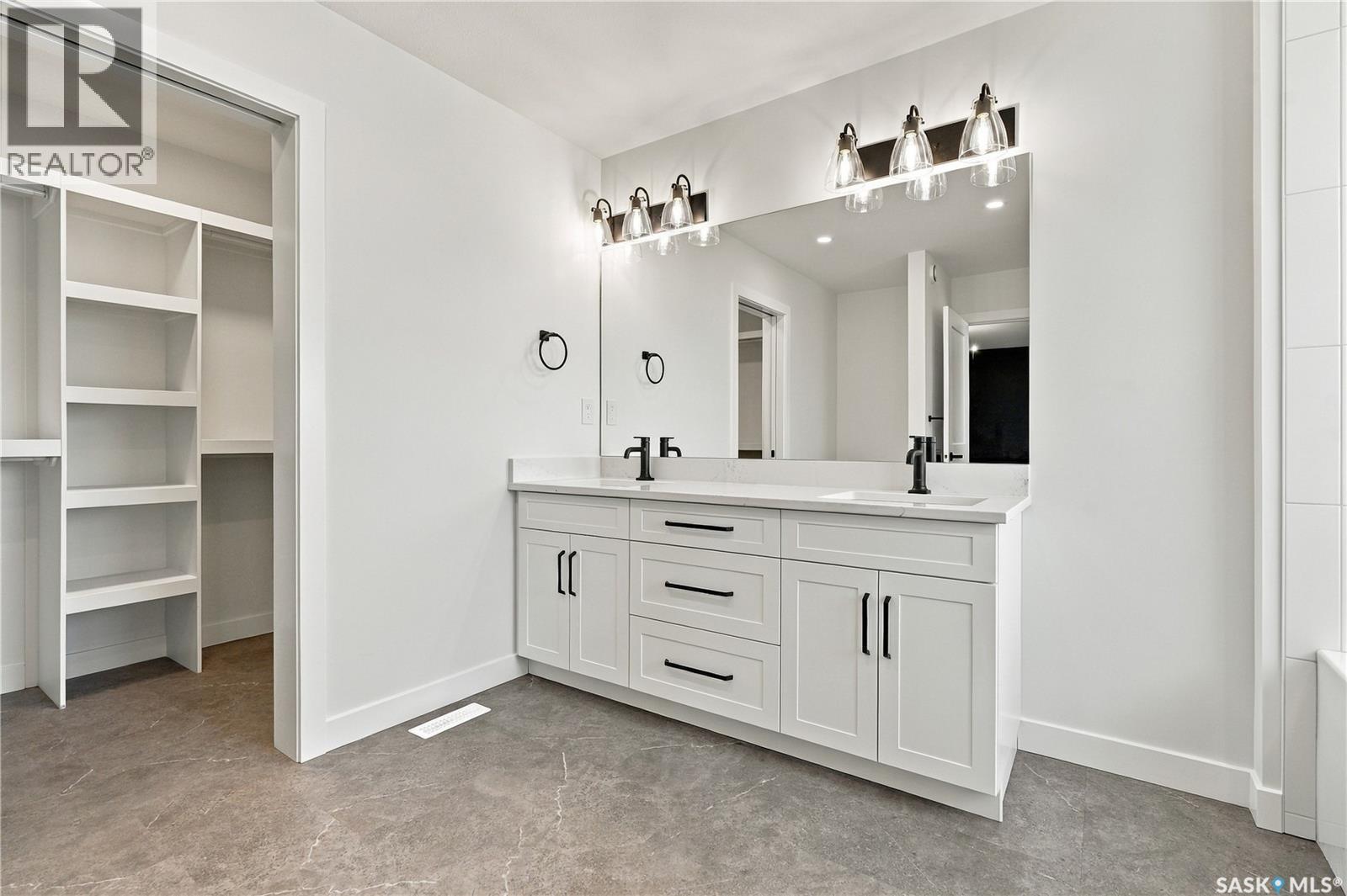 251 Doran Way Property Photo 28
