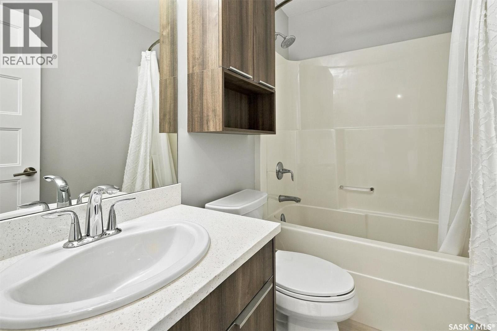1014 Evergreen Boulevard Property Photo 24