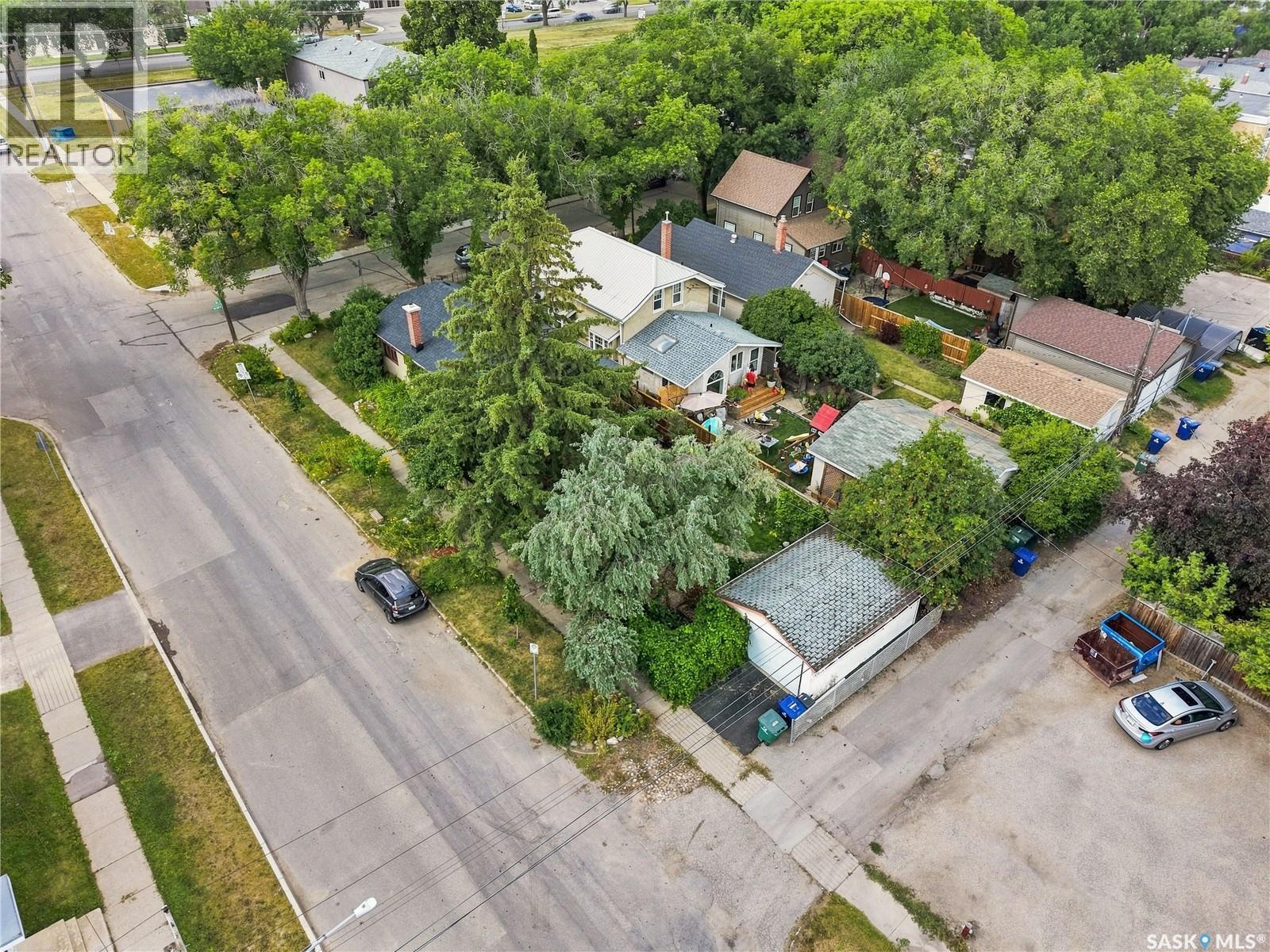 902 4th Avenue N Property Photo 44