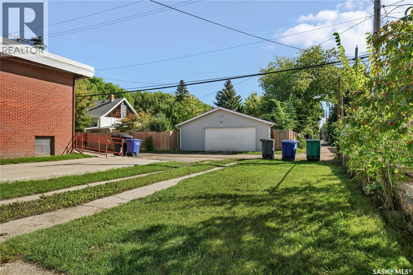 1209 Broadway Avenue Property Photo 25