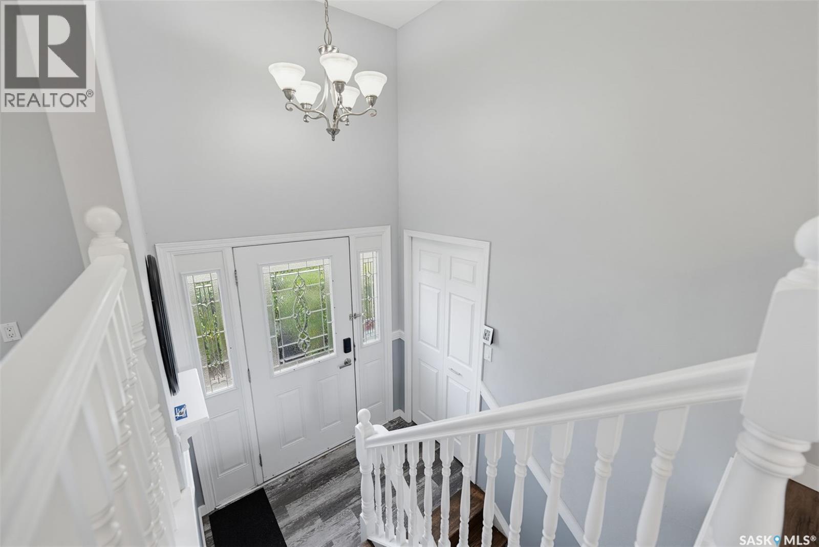 147 Candle Crescent Property Photo 3