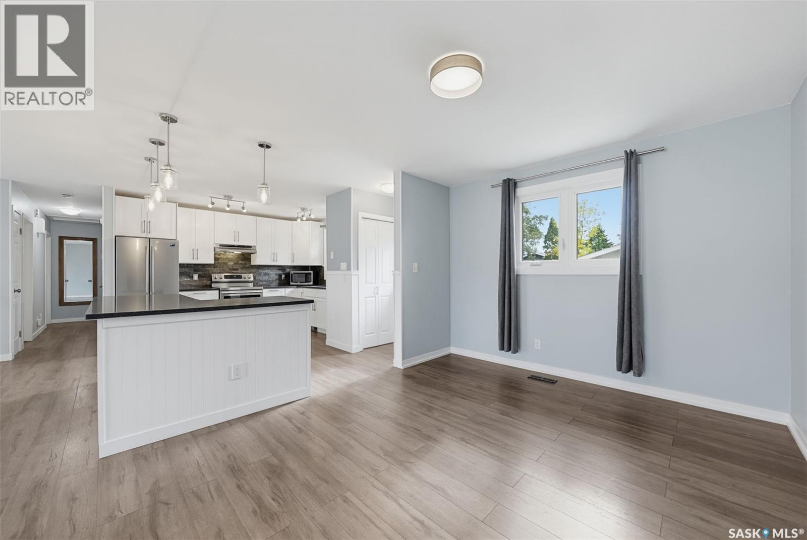 147 Candle Crescent Property Photo 12