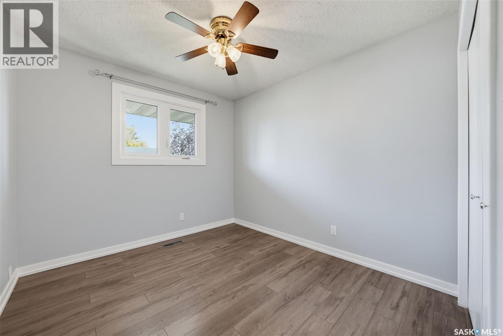 147 Candle Crescent Property Photo 16
