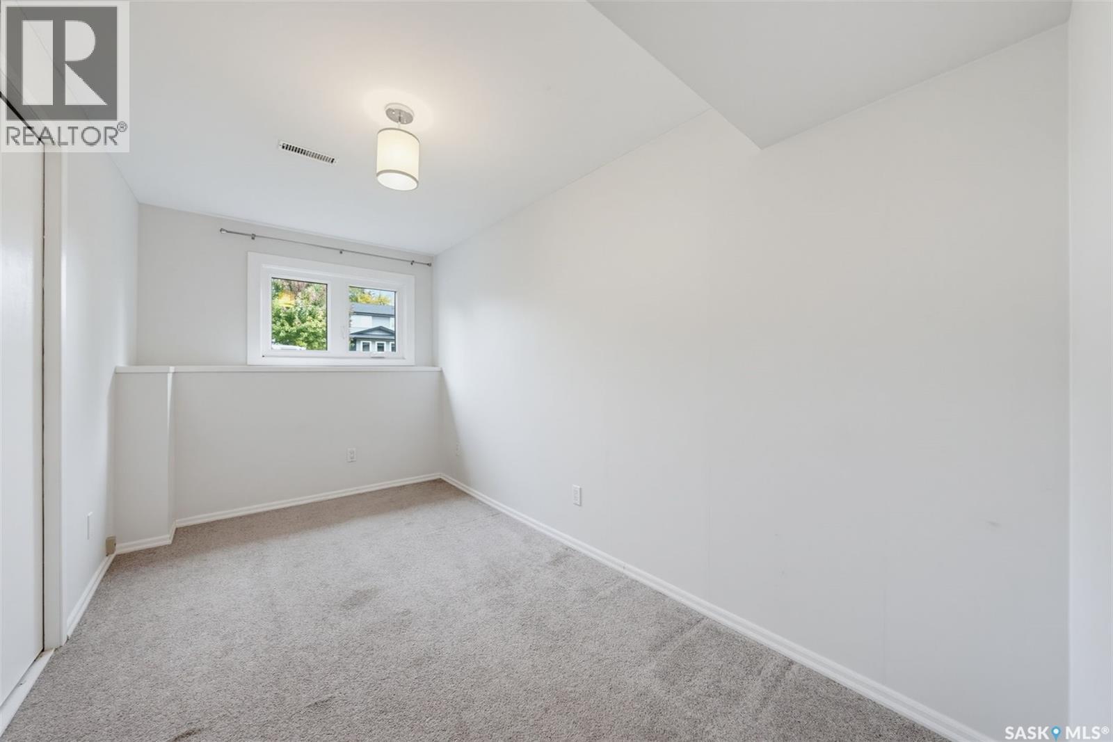 147 Candle Crescent Property Photo 24