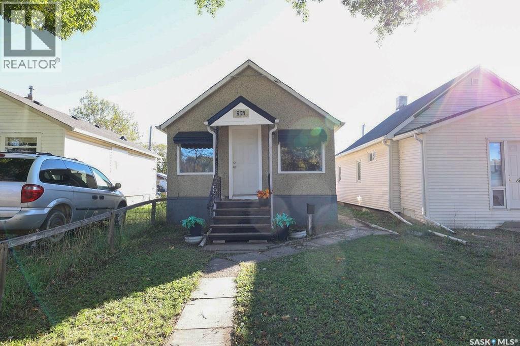 297 Smith STREET Property Photo 1