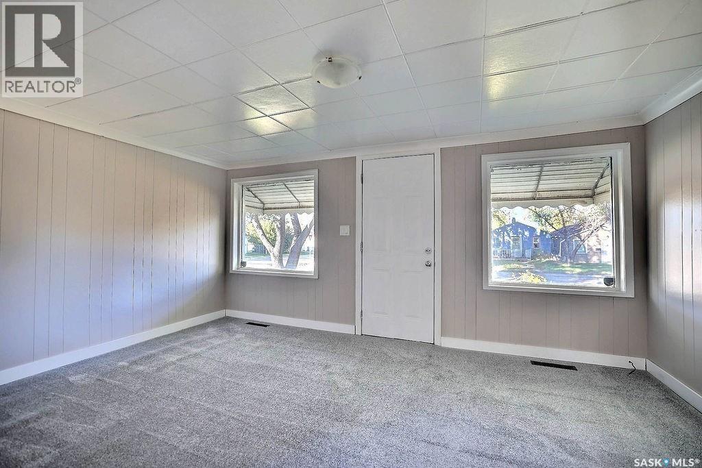 297 Smith Street Property Photo 6