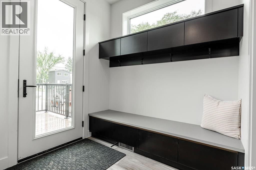 1139 13th Street E Property Photo 19