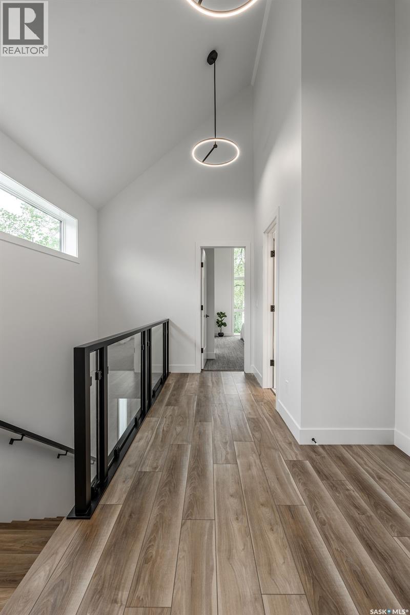 1139 13th Street E Property Photo 23