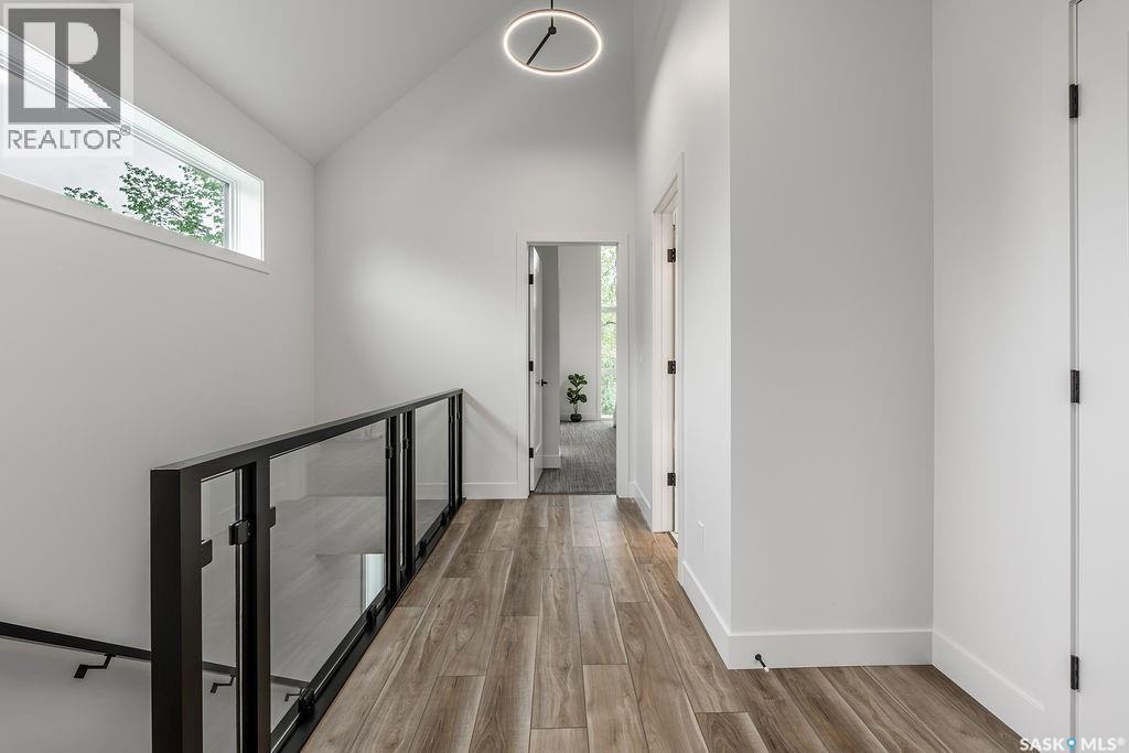 1139 13th Street E Property Photo 25