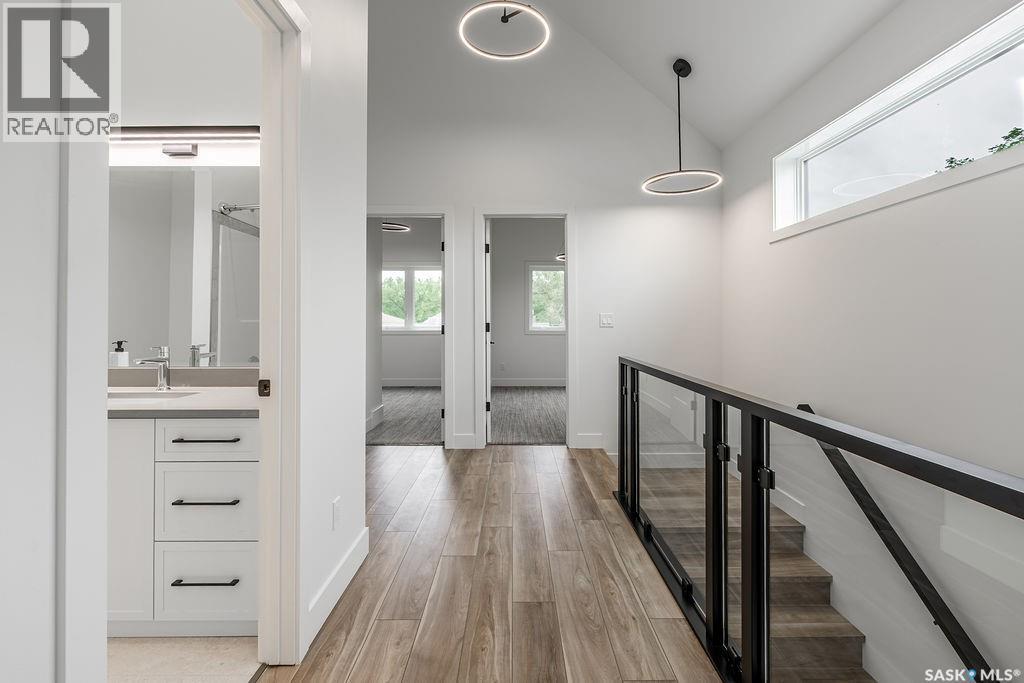 1139 13th Street E Property Photo 37