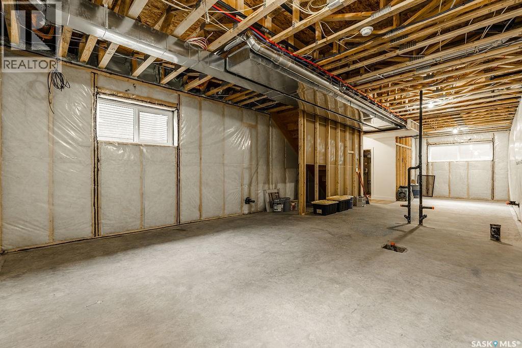 1139 13th Street E Property Photo 47