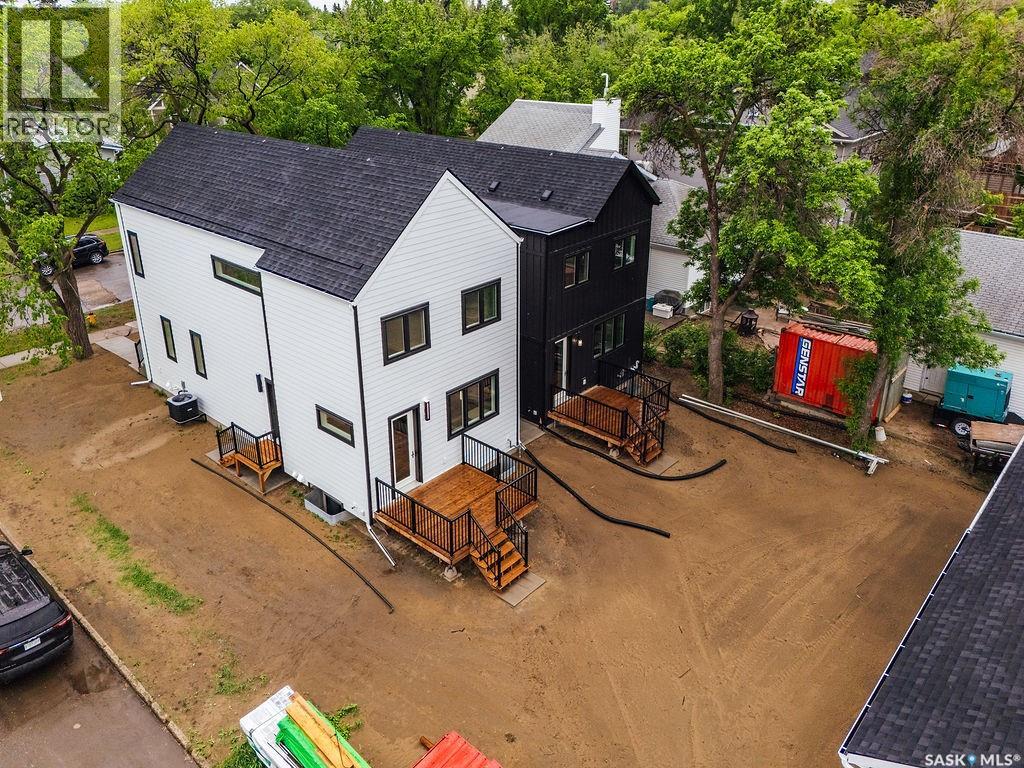 1139 13th Street E Property Photo 49