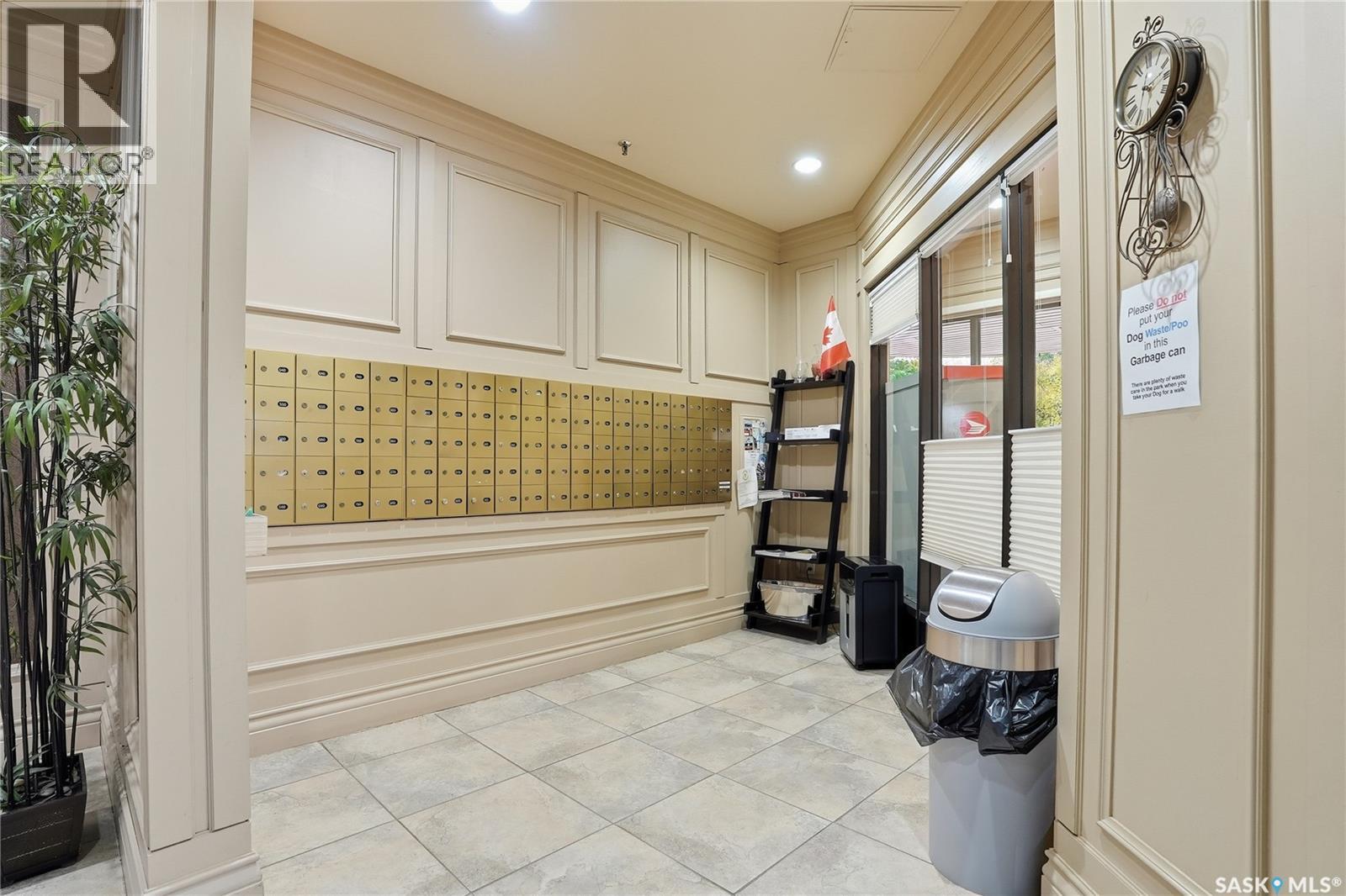 650 424 Spadina Crescent E Property Photo 5