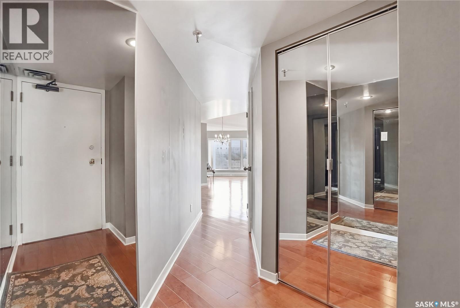 650 424 Spadina Crescent E Property Photo 7