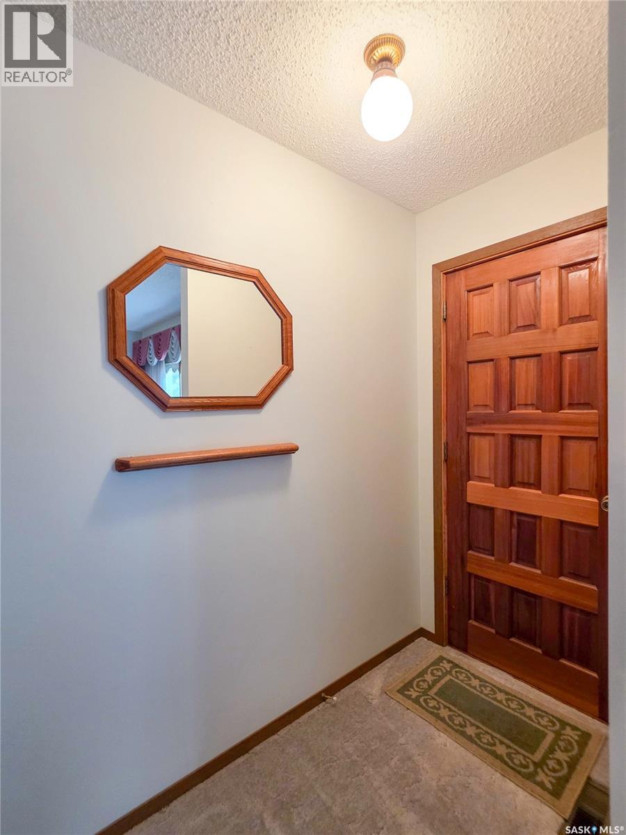 618 4th Avenue W Property Photo 26