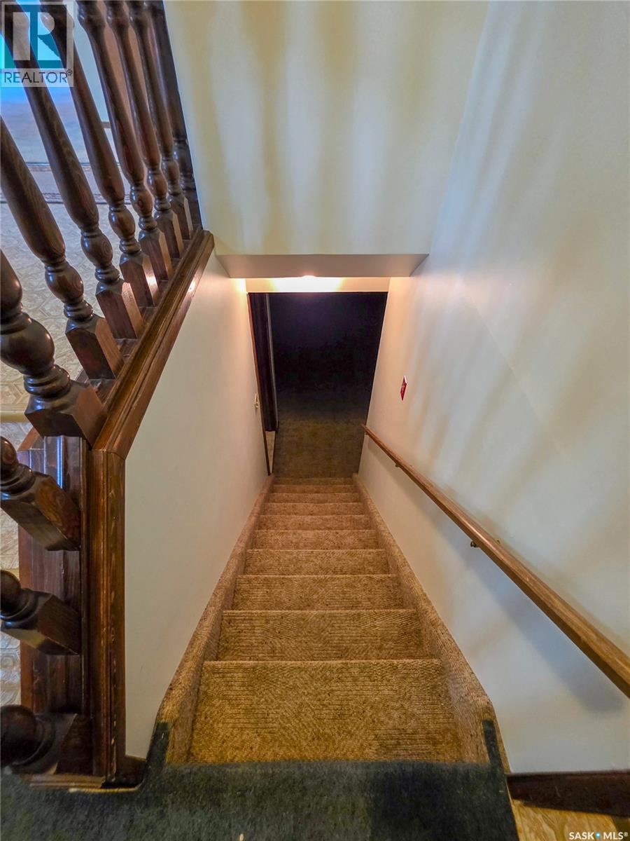 618 4th Avenue W Property Photo 33
