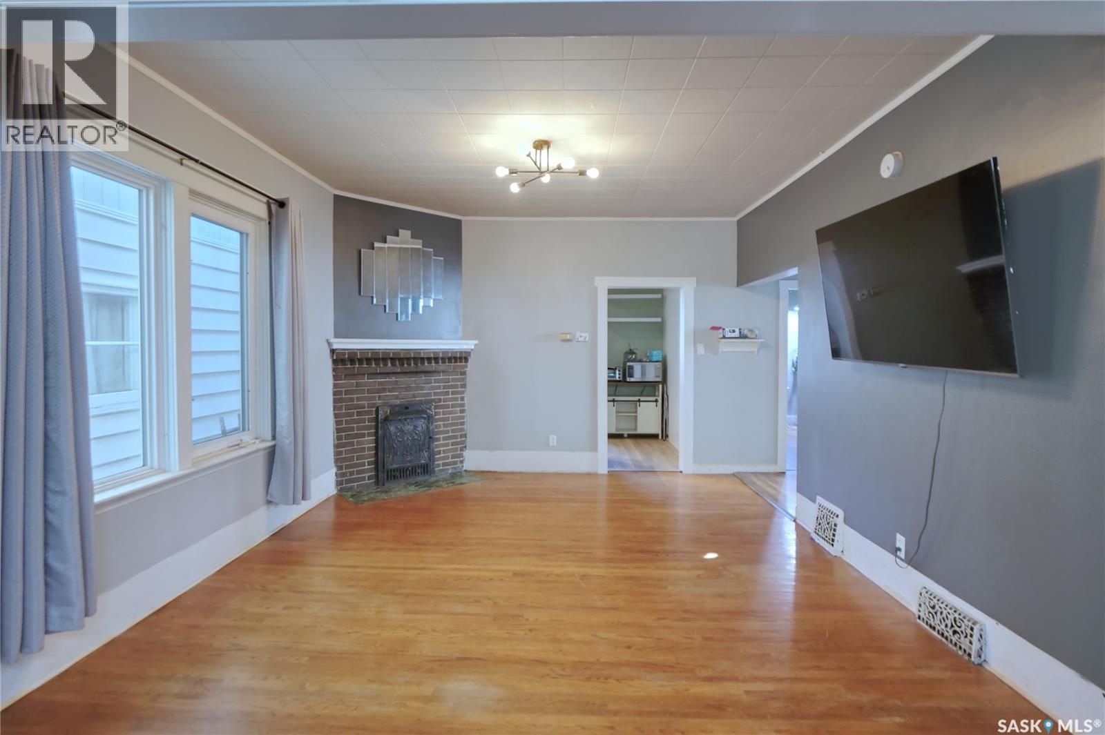1042 Algoma Avenue Property Photo 6