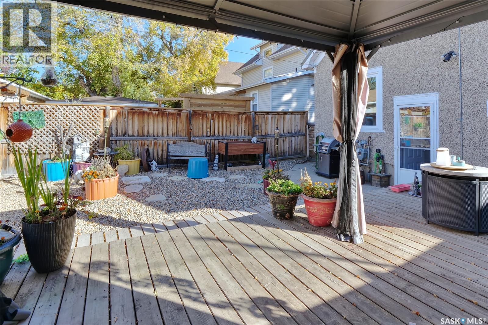 1042 Algoma Avenue Property Photo 28