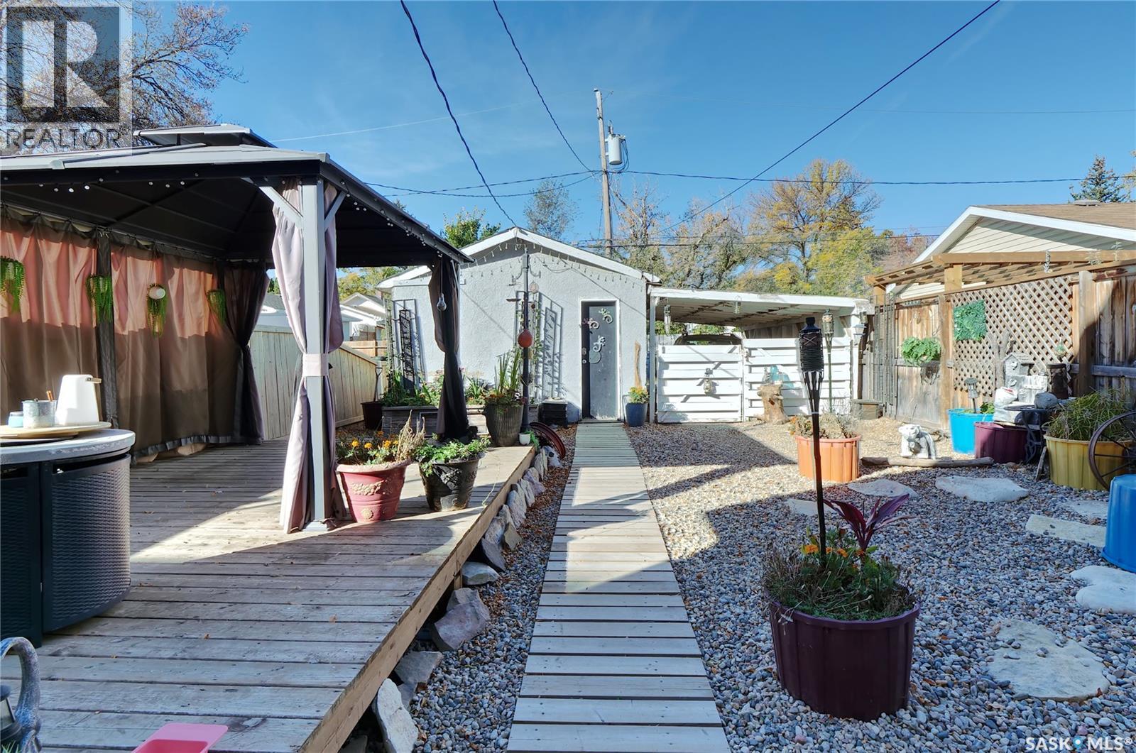 1042 Algoma Avenue Property Photo 30