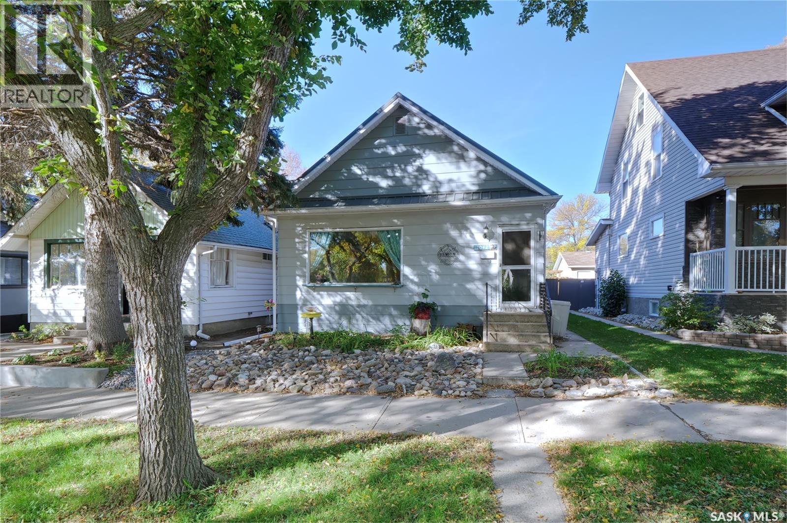 1042 Algoma Avenue Property Photo 37