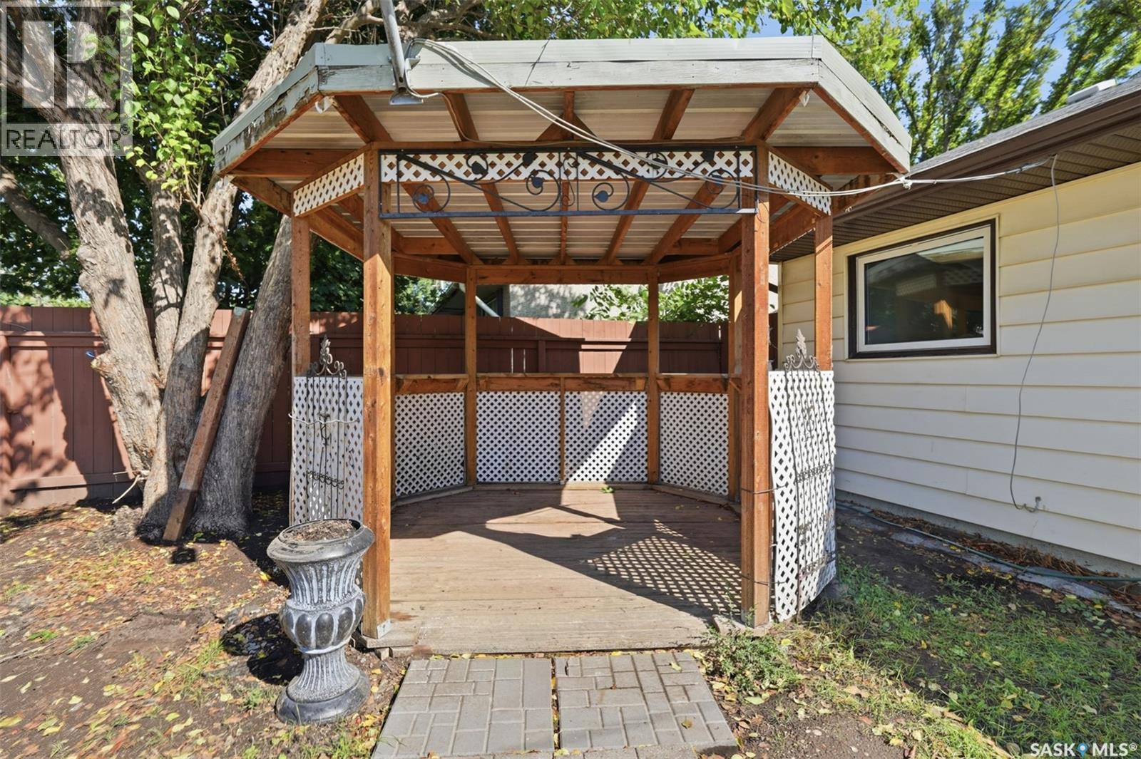 405 W Avenue N Property Photo 21