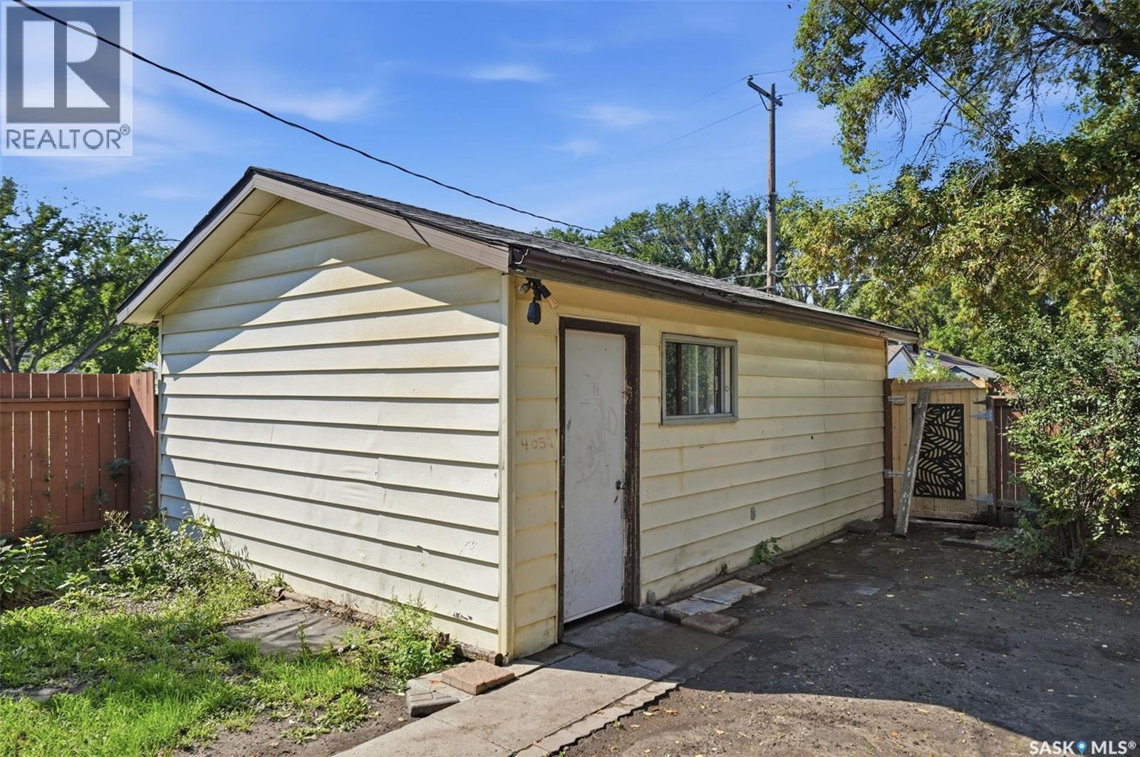 405 W Avenue N Property Photo 23