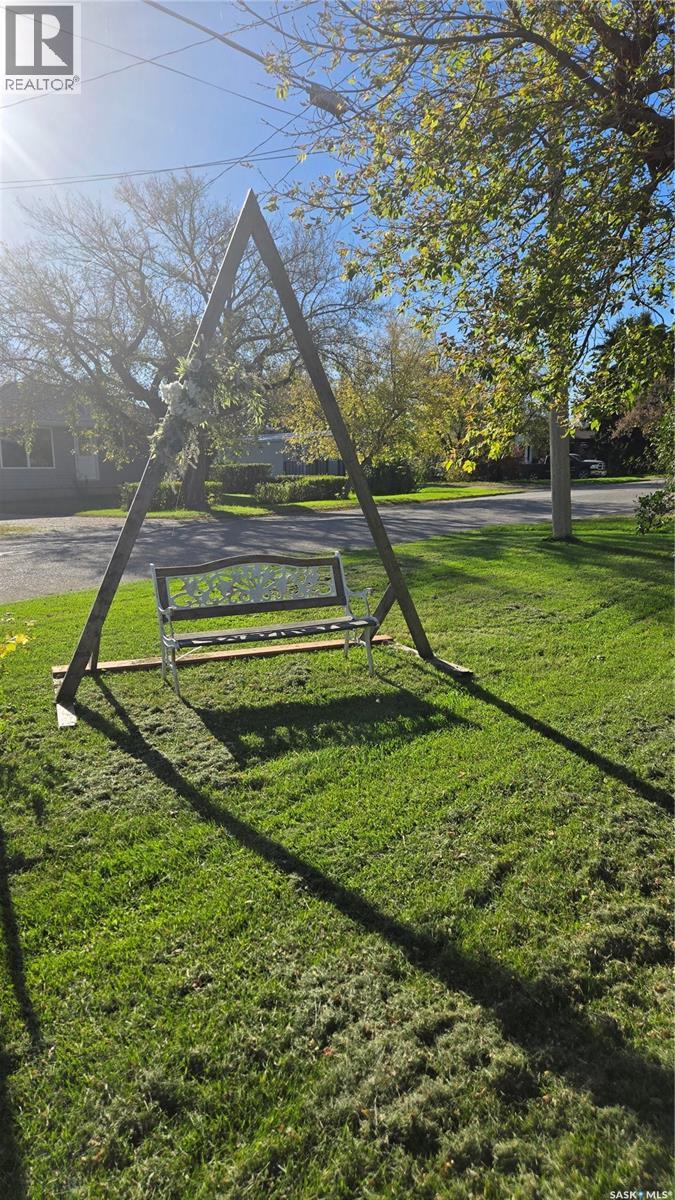 628 Walsh Avenue Property Photo 4