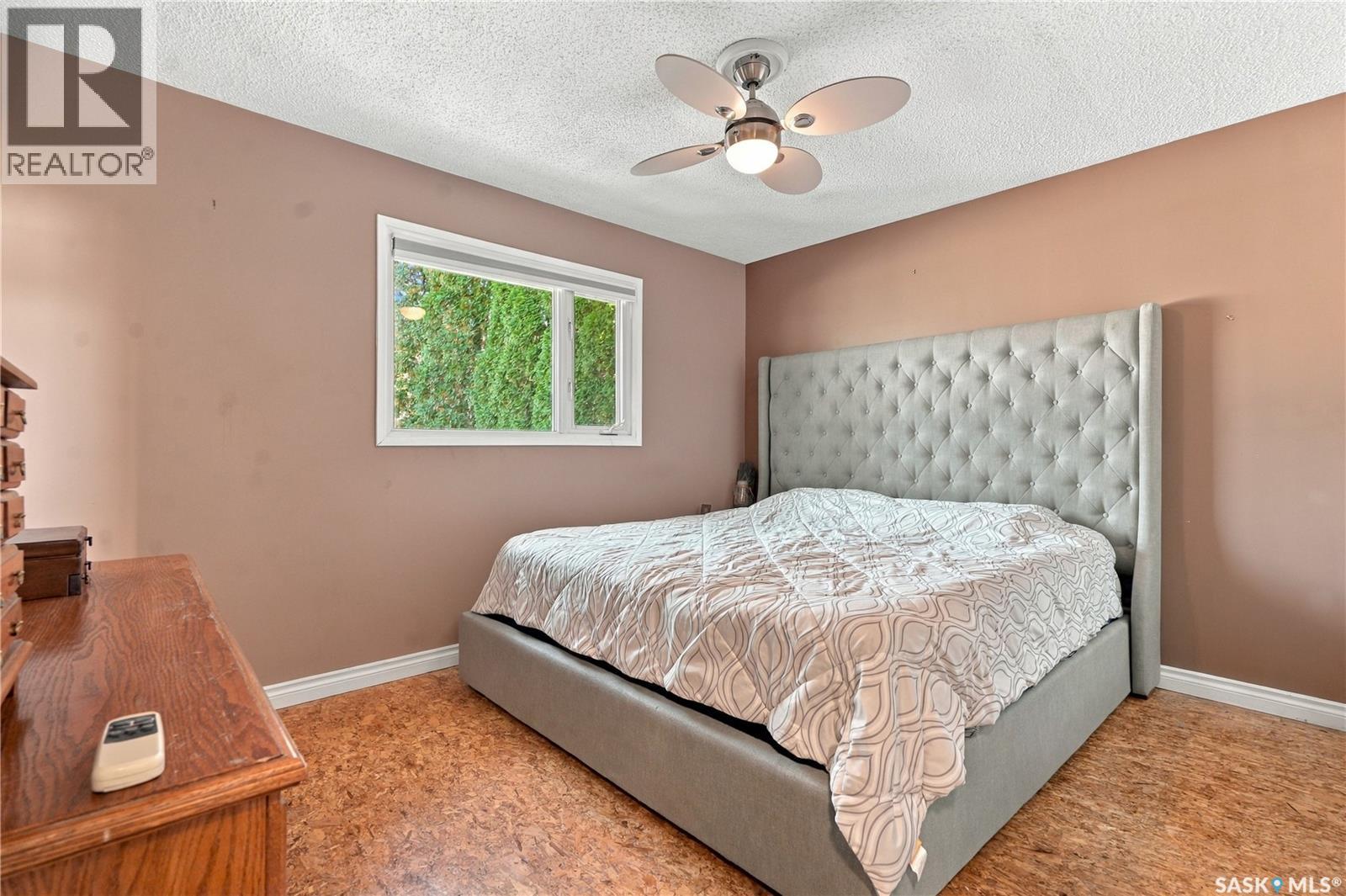 158 Smallwood Crescent Property Photo 23