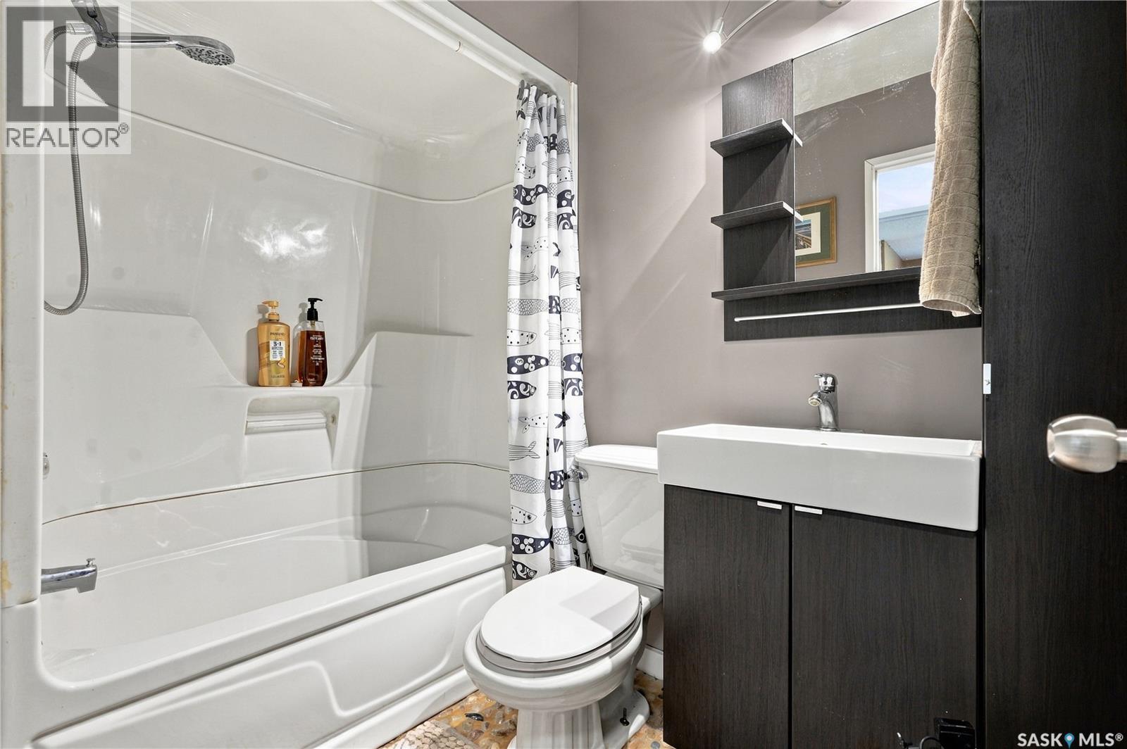 158 Smallwood Crescent Property Photo 24