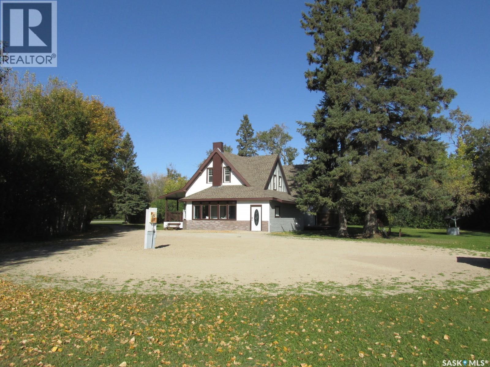 Verzonowski Acreage Property Photo 4