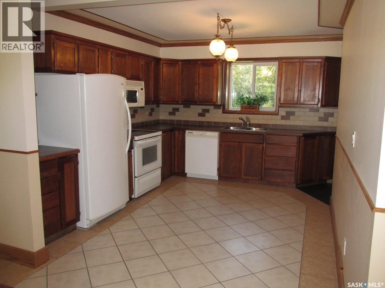 Verzonowski Acreage Property Photo 16
