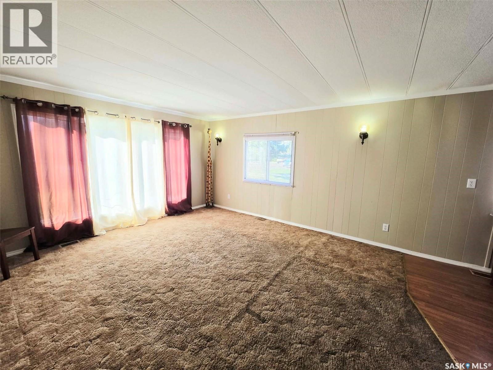 630 Maple Drive Property Photo 3