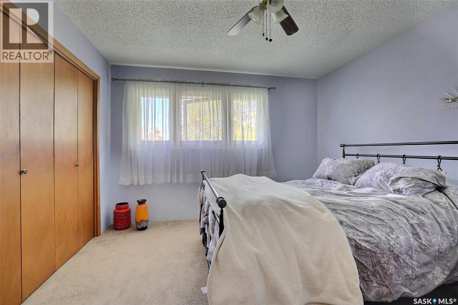 1425 9th Avenue N Property Photo 11