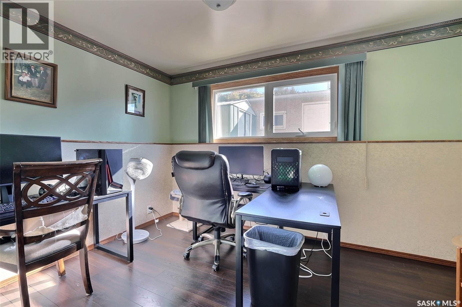 1425 9th Avenue N Property Photo 16