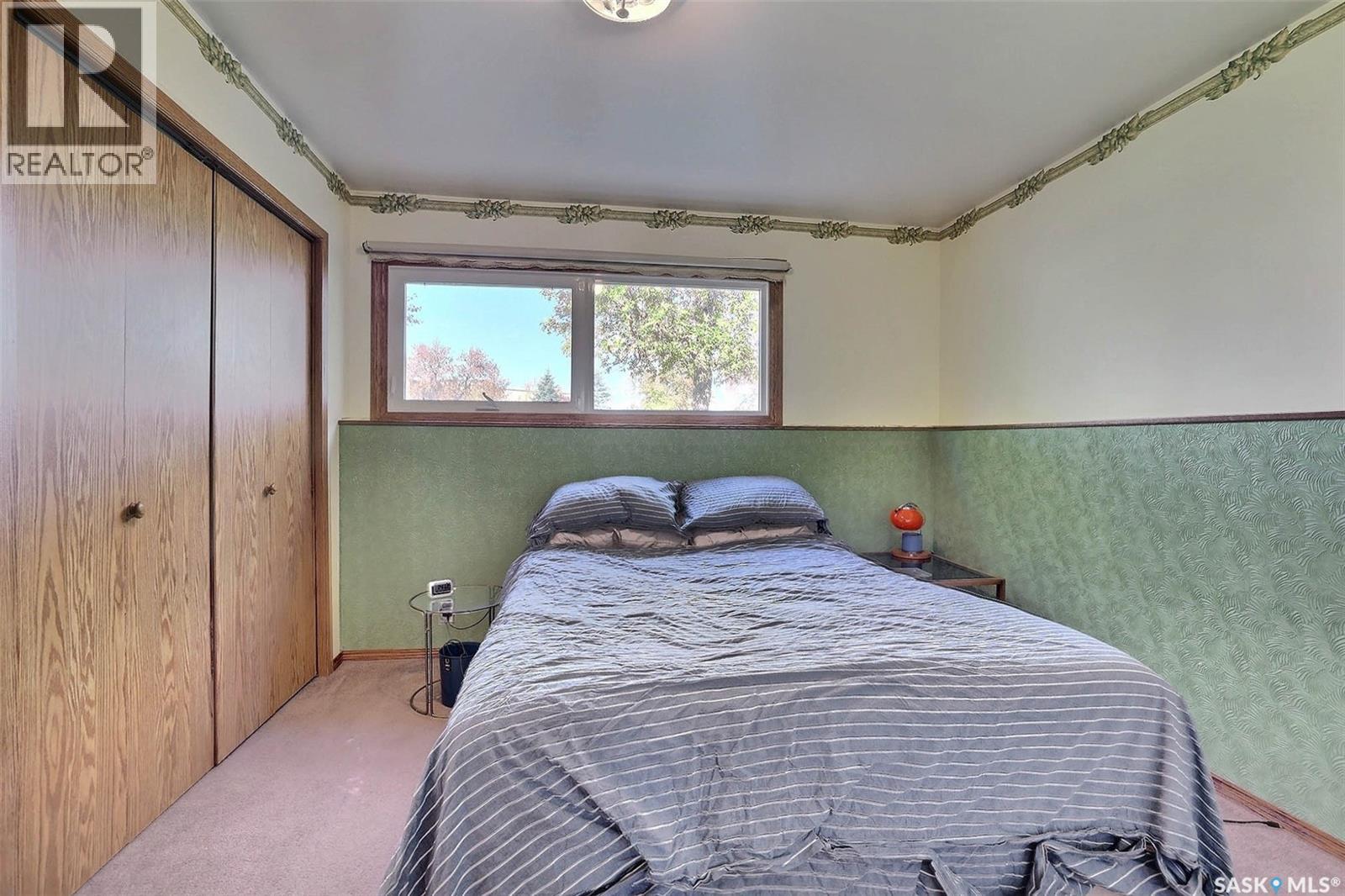 1425 9th Avenue N Property Photo 18