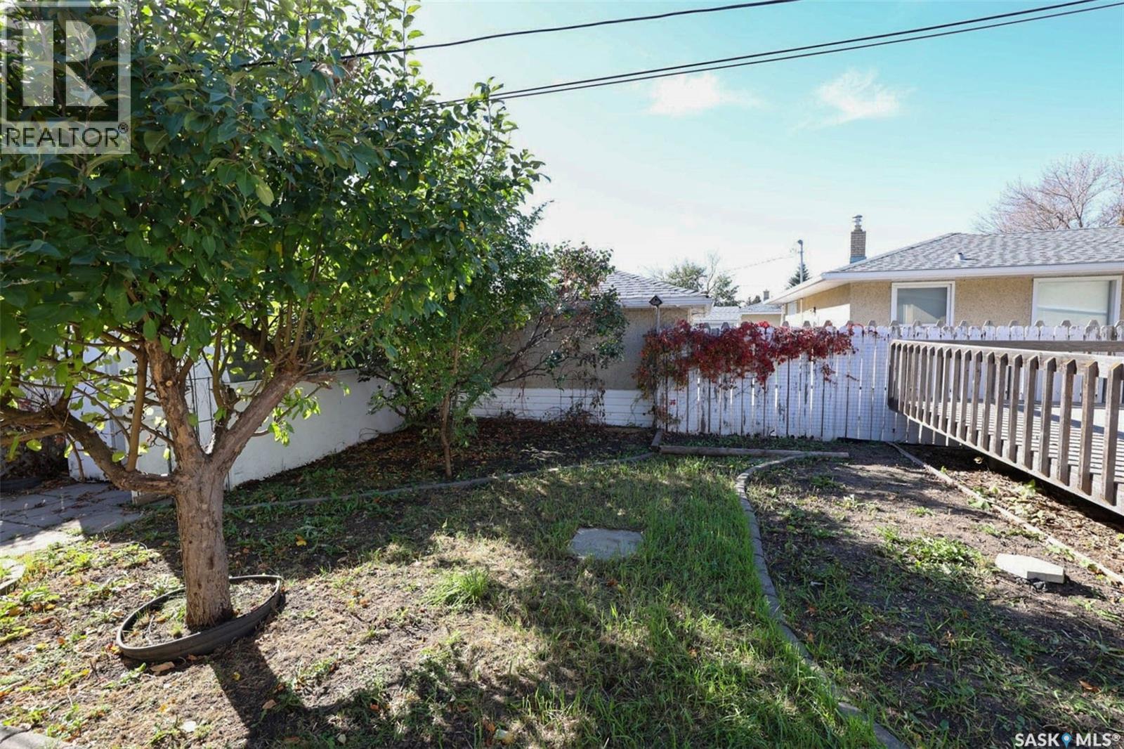 1425 9th Avenue N Property Photo 31