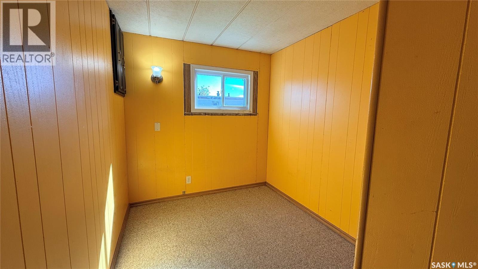 9 Royal Heights Property Photo 14