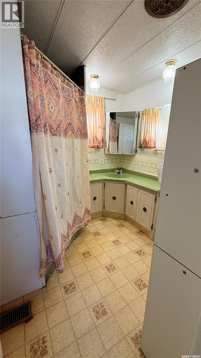9 Royal Heights Property Photo 18
