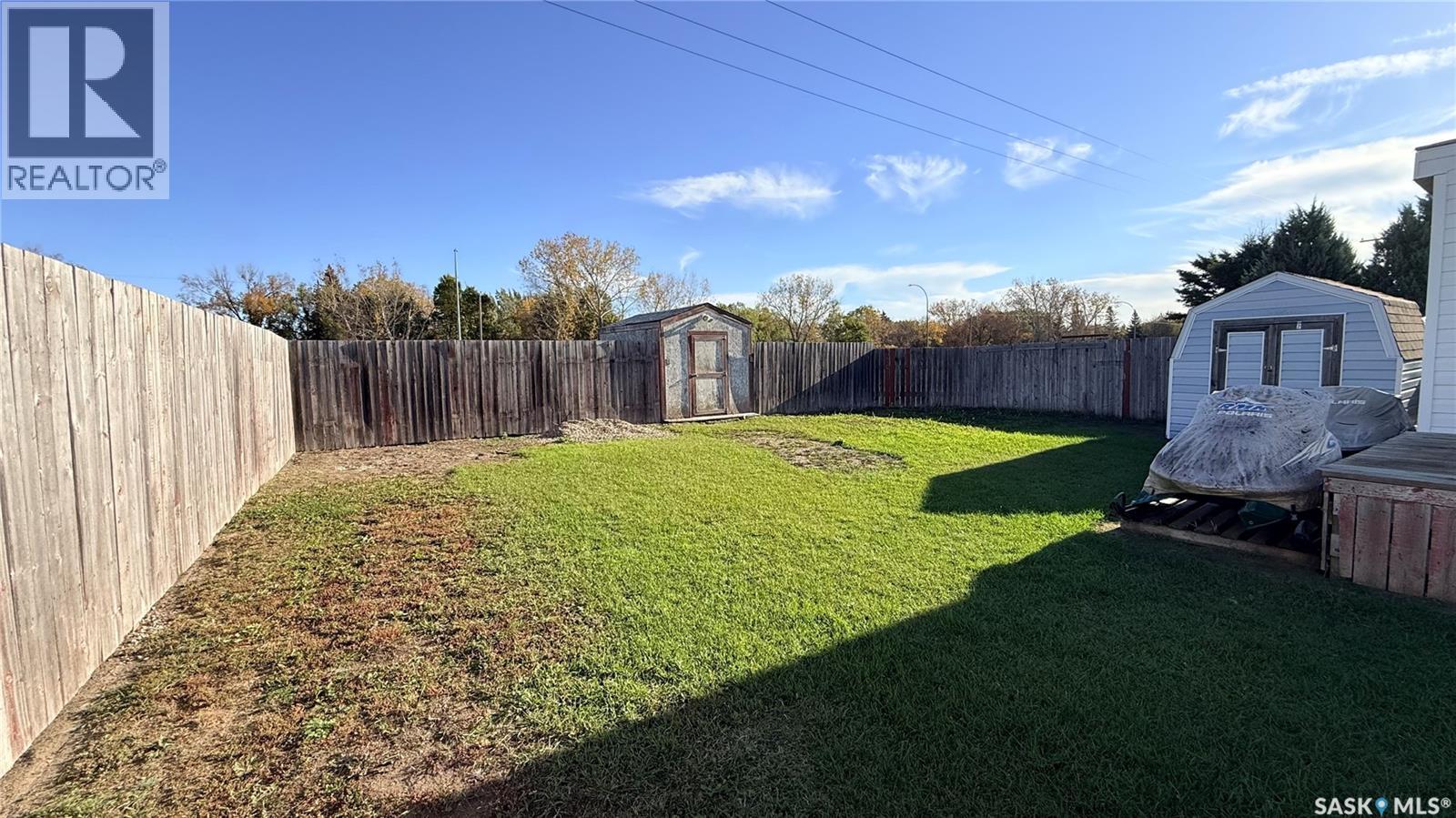 9 Royal Heights Property Photo 23